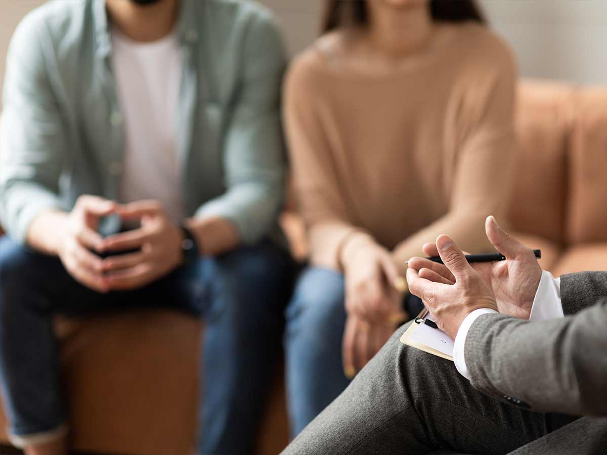 Illuminate Counselling North Vancouver, BC couple in therapy